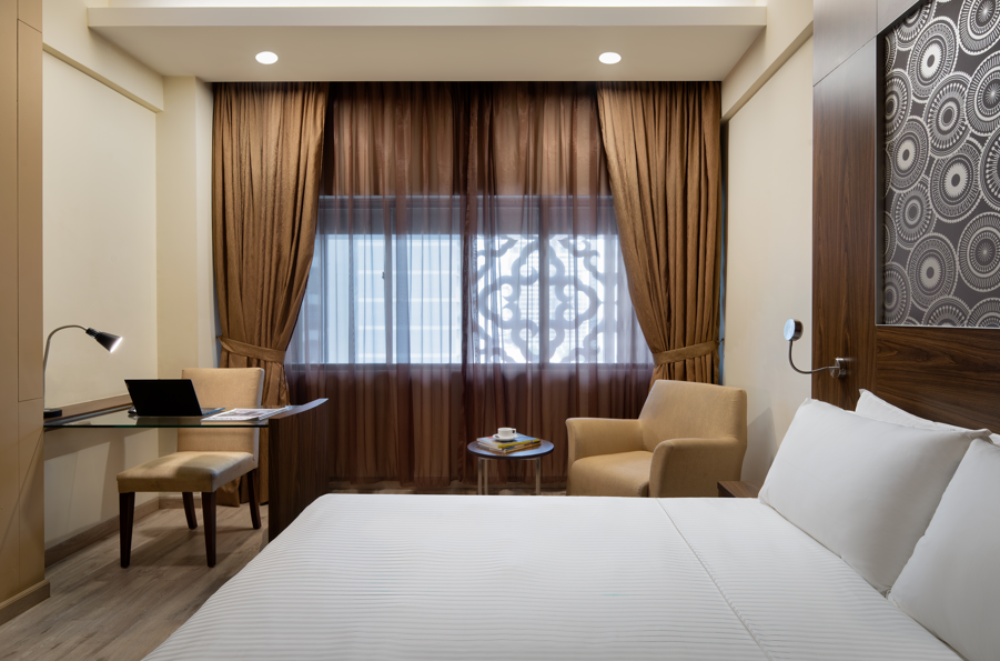 Hotel Grand Pacific Room